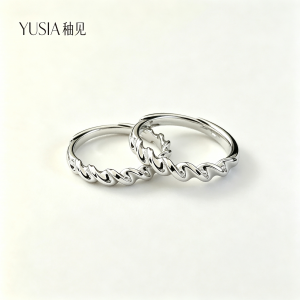 YUSIA 釉见 立体绞丝扭纹波光细款素圈银戒指