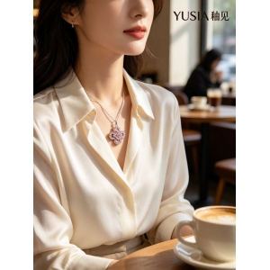 YUSIA 釉见 吉祥环聚中国结锆石吊坠项链