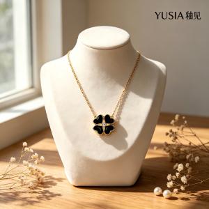 YUSIA 釉见 同心心瓣四叶草珐琅轻奢锁骨链