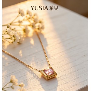 YUSIA 釉见 金框方糖锆石轻奢项链