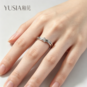 YUSIA 釉见 弧线凹槽镶锆石素圈银戒指