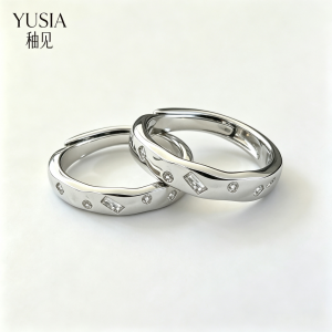 YUSIA 釉见 方圆混合镶锆石错落星光通勤戒指
