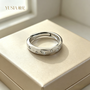 YUSIA 釉见 方圆混合镶锆石错落星光通勤戒指
