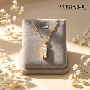 YUSIA 釉见 亮面金砖简约几何吊坠项链